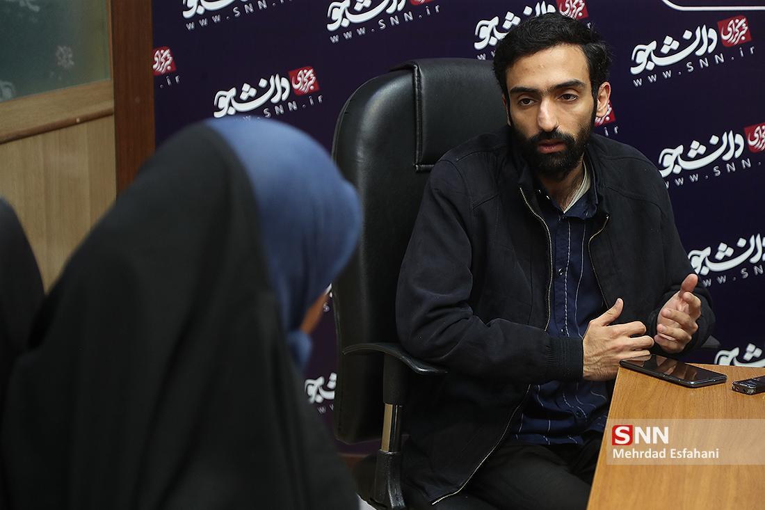 پرداختن به مسائل مهم دانشگاه در دستور کار روزنامه شریف قرار پرداختن به مسائل مهم دانشگاه در دستور کار روزنامه شریف قرار گرفته است ، بررسی پرونده های ویژه برای آگاهی دانشجویان
