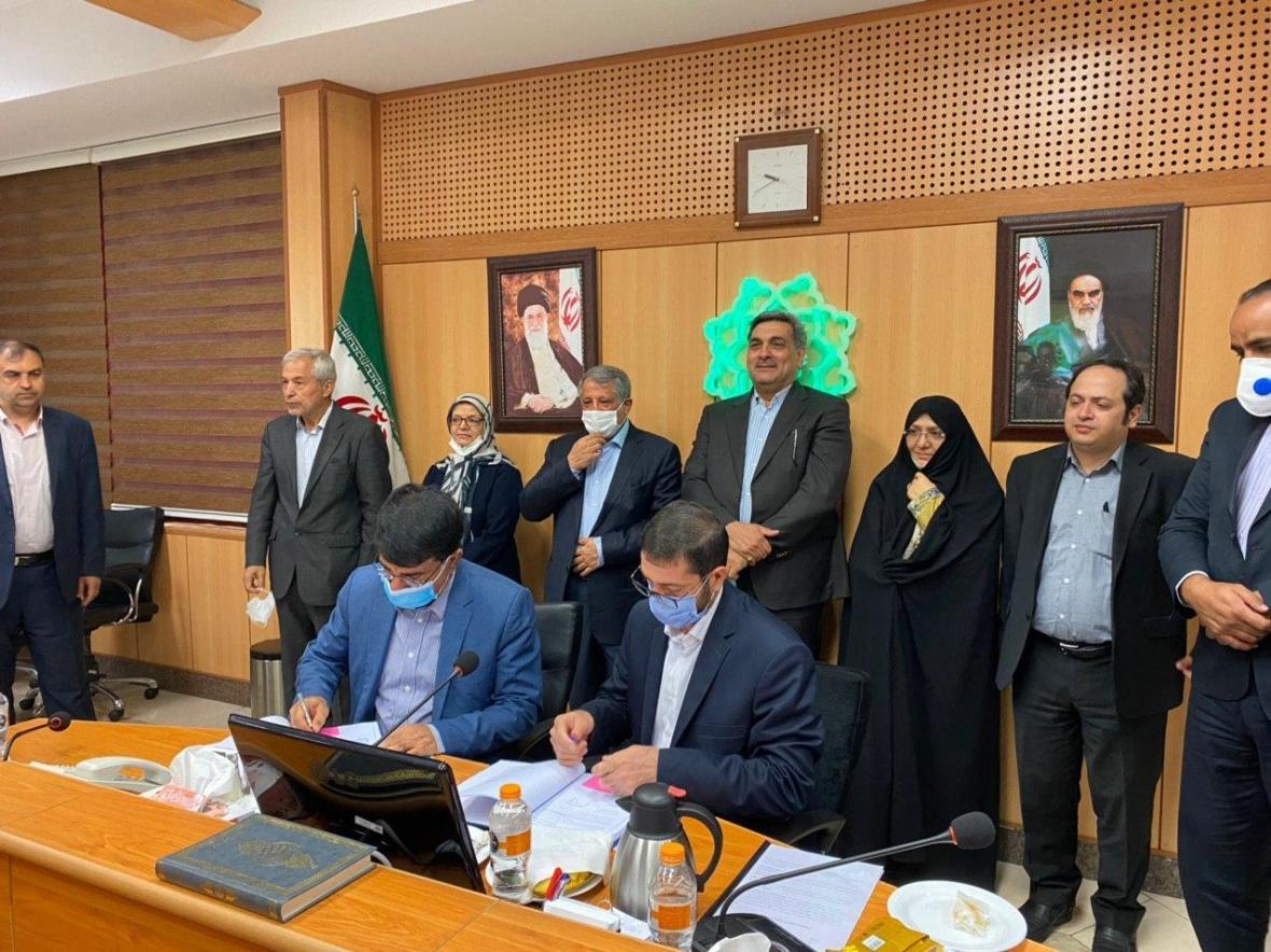 انعقاد تفاهم نامه بین شهرداری و شرکت آبفا برای استفاده از انعقاد تفاهم نامه بین شهرداری و شرکت آبفا برای استفاده از پساب در آبیاری فضای سبز