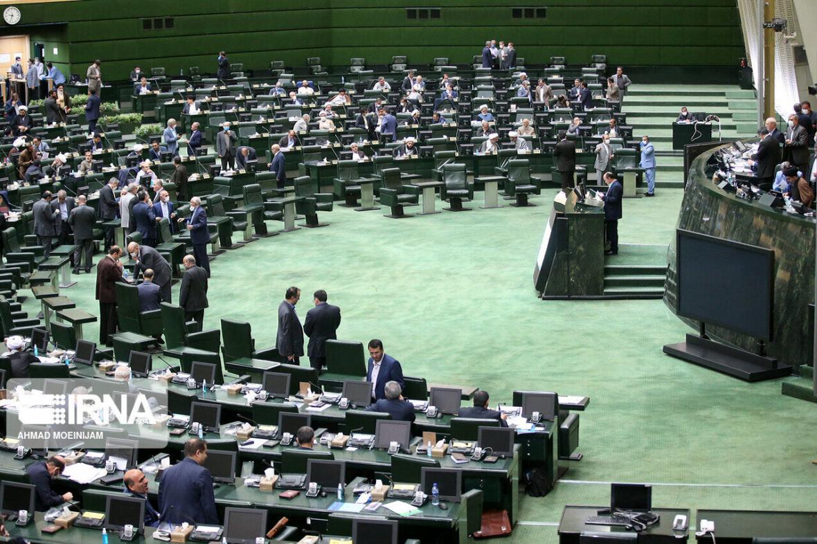 سقوط بورس مجلس را هم نگران کرد، استراتژی مجلس برای بازگشت سقوط بورس مجلس را هم نگران کرد، استراتژی مجلس برای بازگشت بورس چیست؟