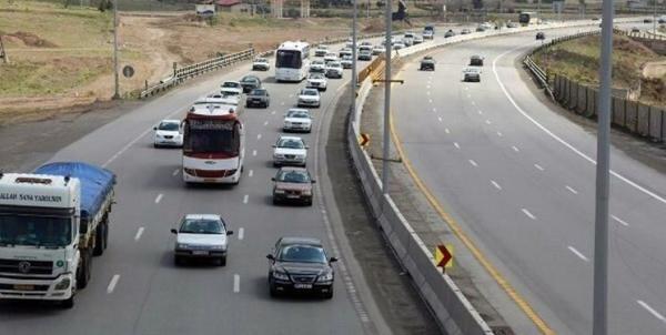 ترافیک روان و عادی در محور هراز و فیروزکوه ترافیک روان و عادی در محور هراز و فیروزکوه